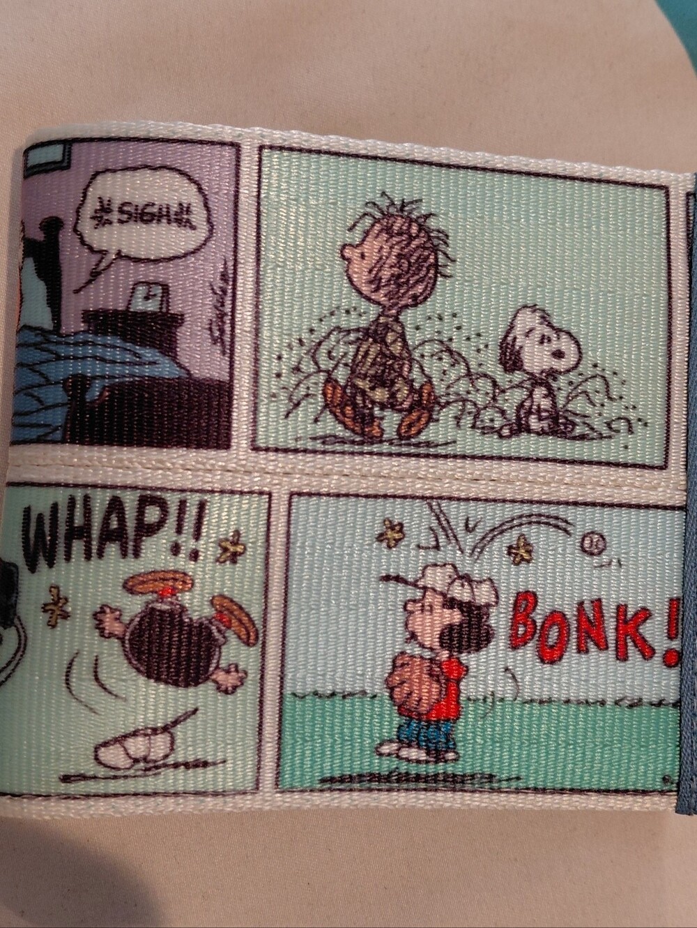 Harvey's Peanuts Bifold wallet